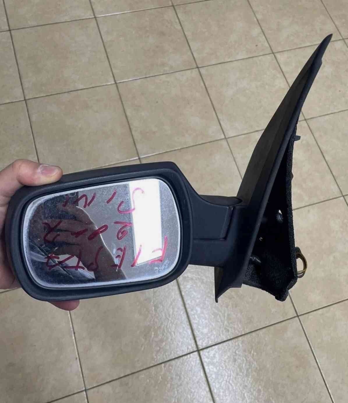 Specchietto retrovisore esterno sinistro SX elettrico Ford Fiesta dal 2002 al 2008
