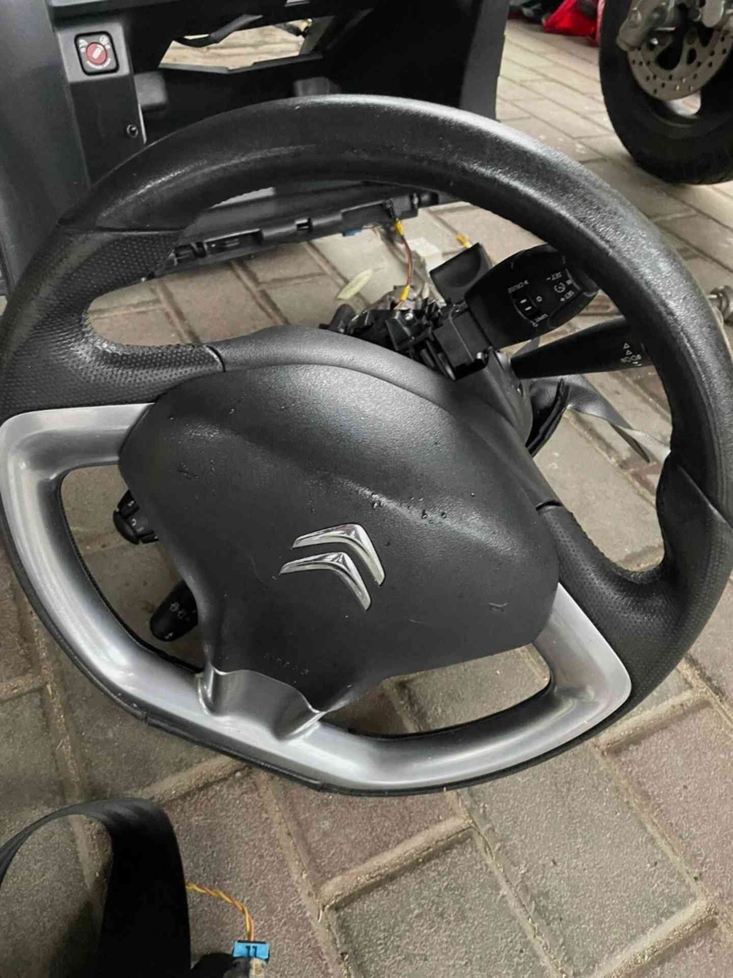 Cruscotto completo con kit airbag Citroen C3 restyling dal 2013 al 2016 - immagine 2
