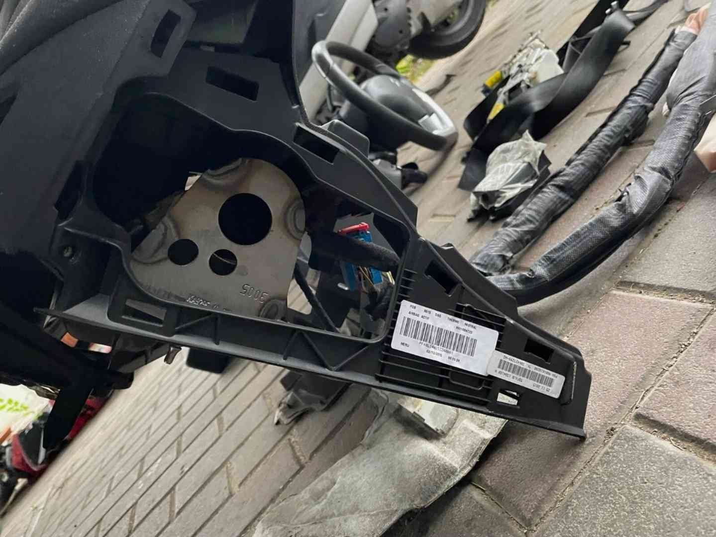 Cruscotto completo con kit airbag Citroen C3 restyling dal 2013 al 2016 - immagine 6