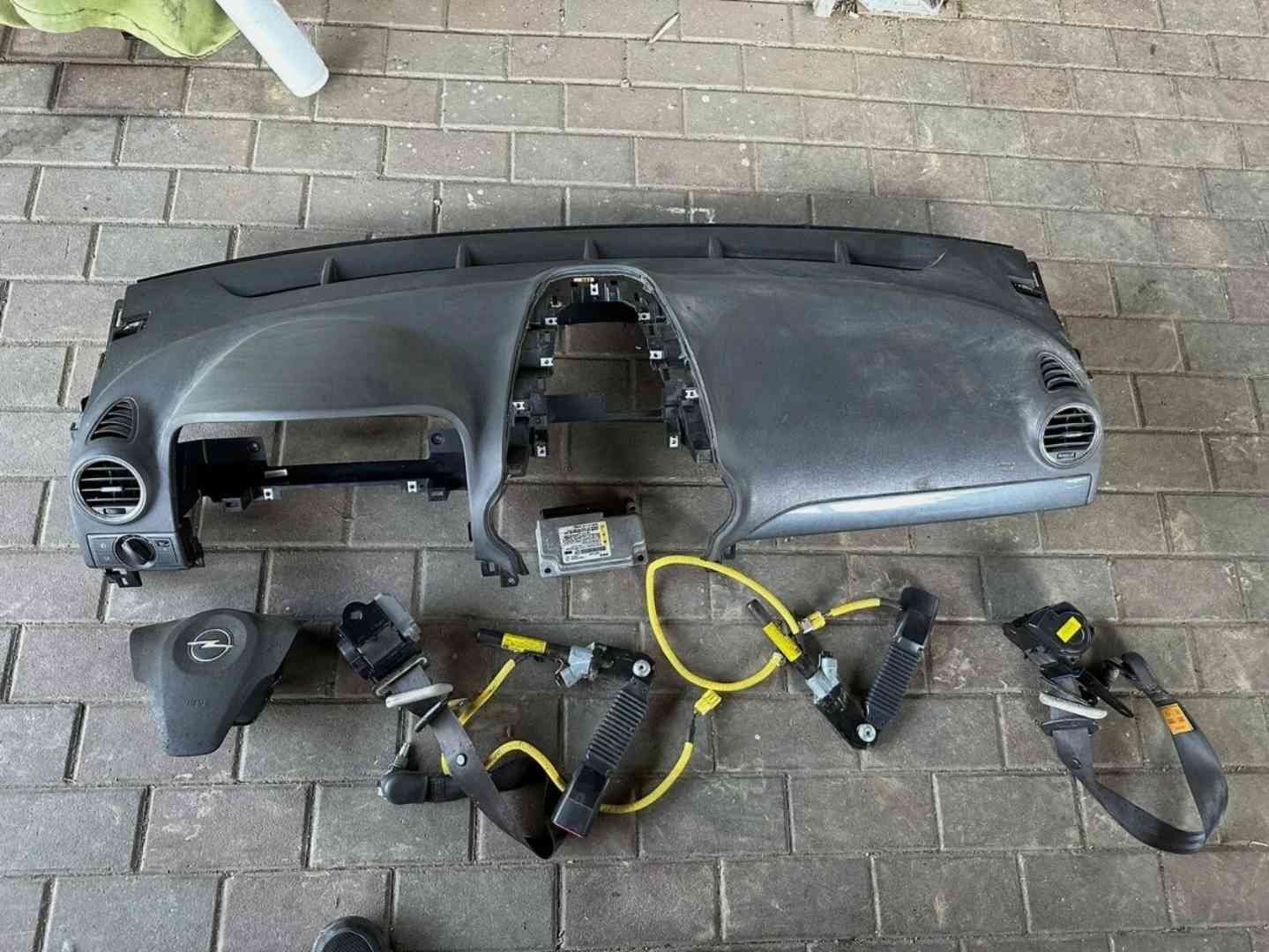 Cruscotto completo con kit airbag Opel Antara dal 2006 al 2015