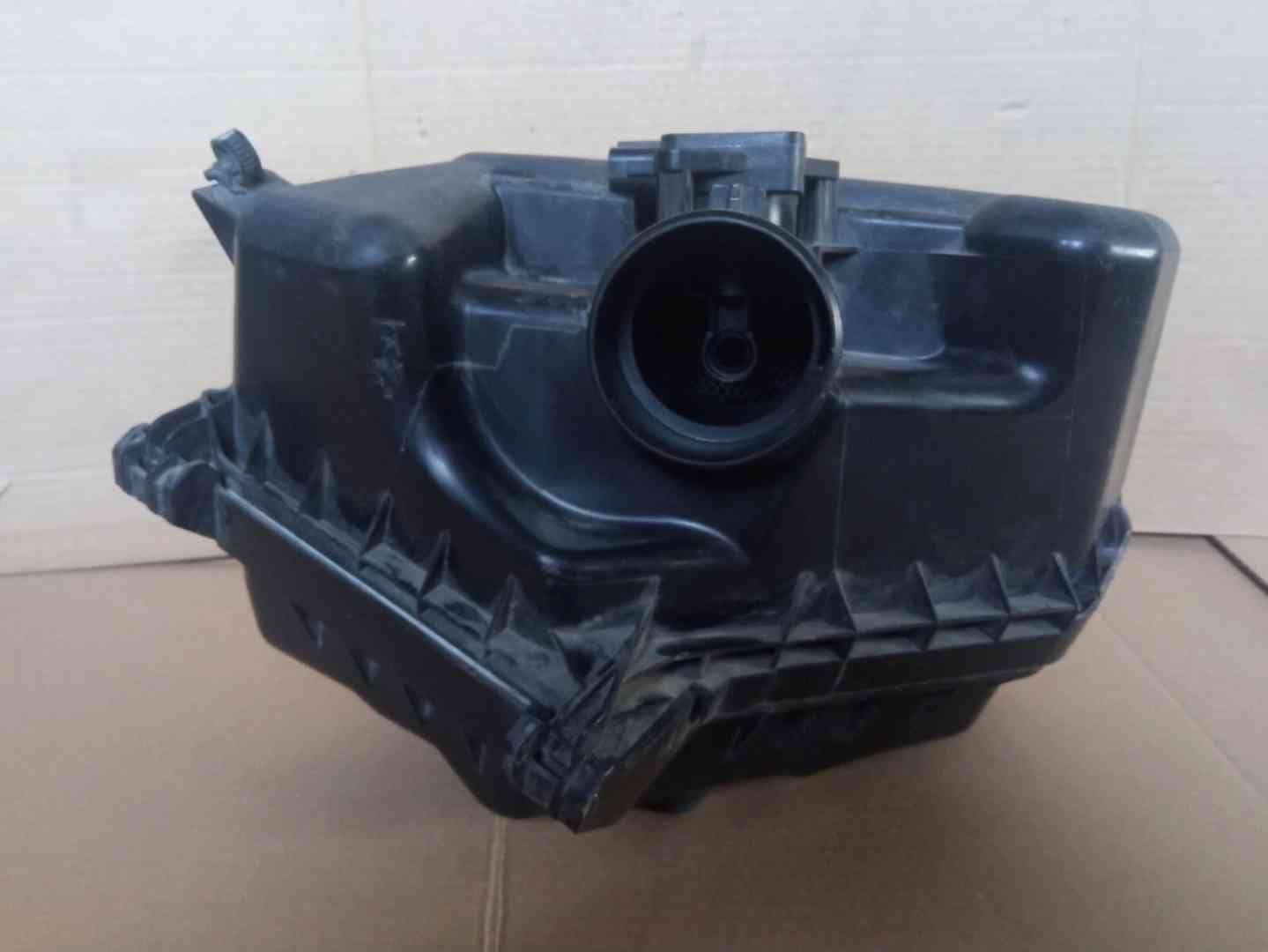 Scatola filtro aria motore Toyota Auris benzina MK1 E150 dal 2007 al 2012
