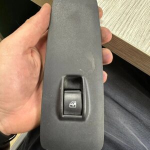 PULSANTE ALZAVETRO DX PEUGEOT BOXER / FIAT DUCATO / CITROËN JUMPER 2006-2024