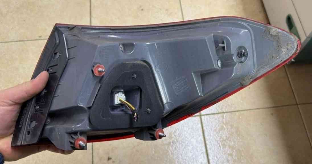 Faro stop posteriore sinistro SX Mercedes-Benz Classe C W205 dal 2014 al 2021 - immagine 4