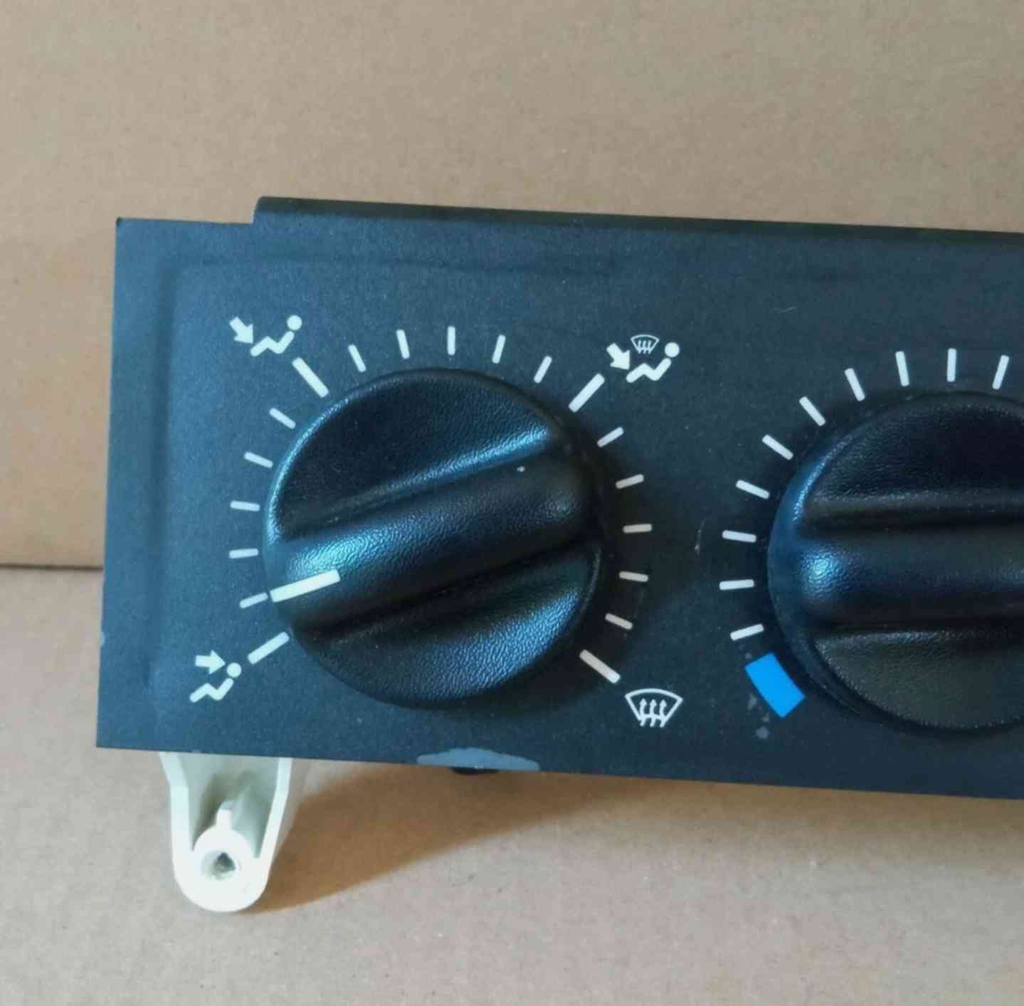Comando clima aria condizionata Renault Clio MK1 codice 9183341002 dal 1990 al 1998 - immagine 3