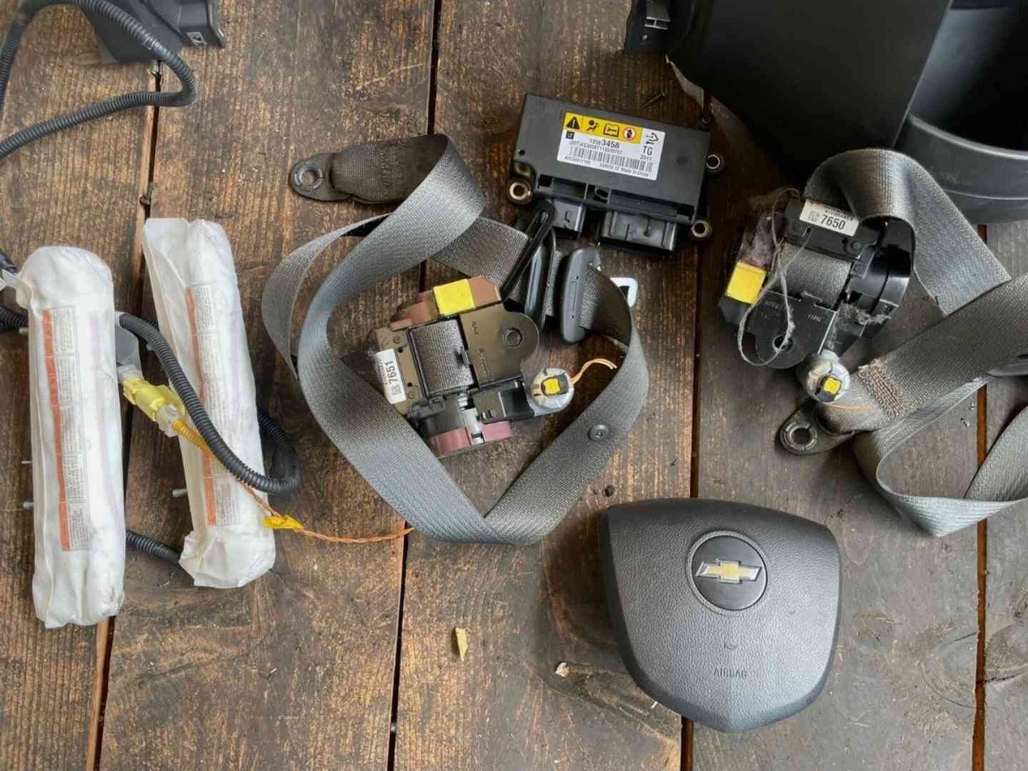 Cruscotto completo con kit airbag Chevrolet Spark dal 2010 al 2015 - immagine 2