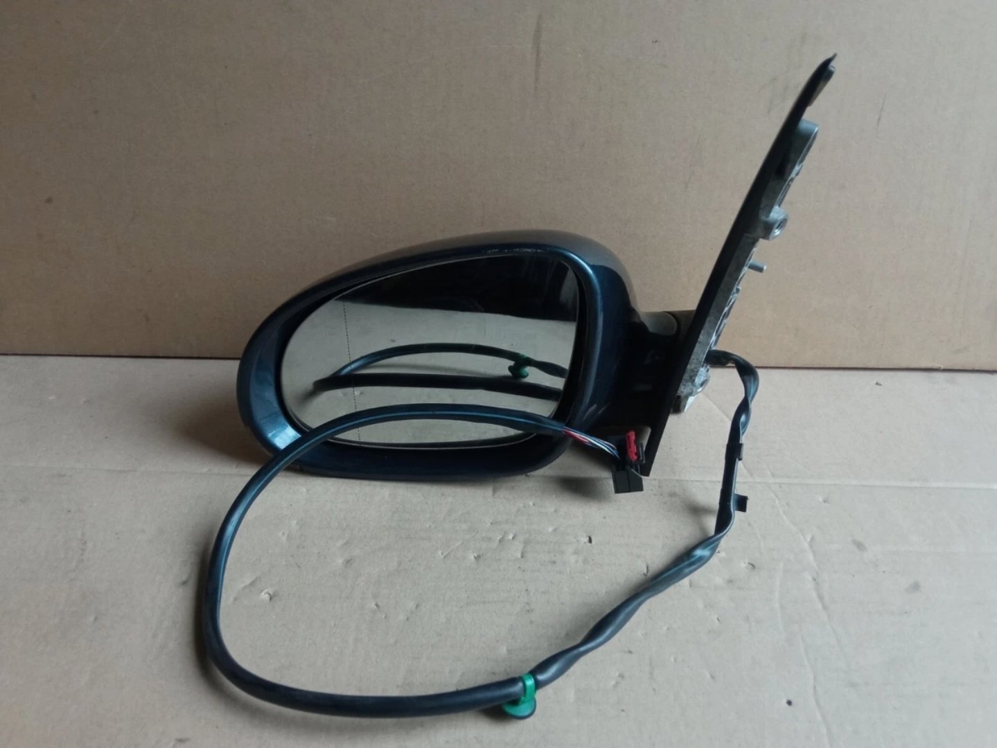 Specchietto Retrovisore Sinistro SX VW Volkswagen Golf Plus 6 Fili con Freccia Integrata dal 2005 al 2014
