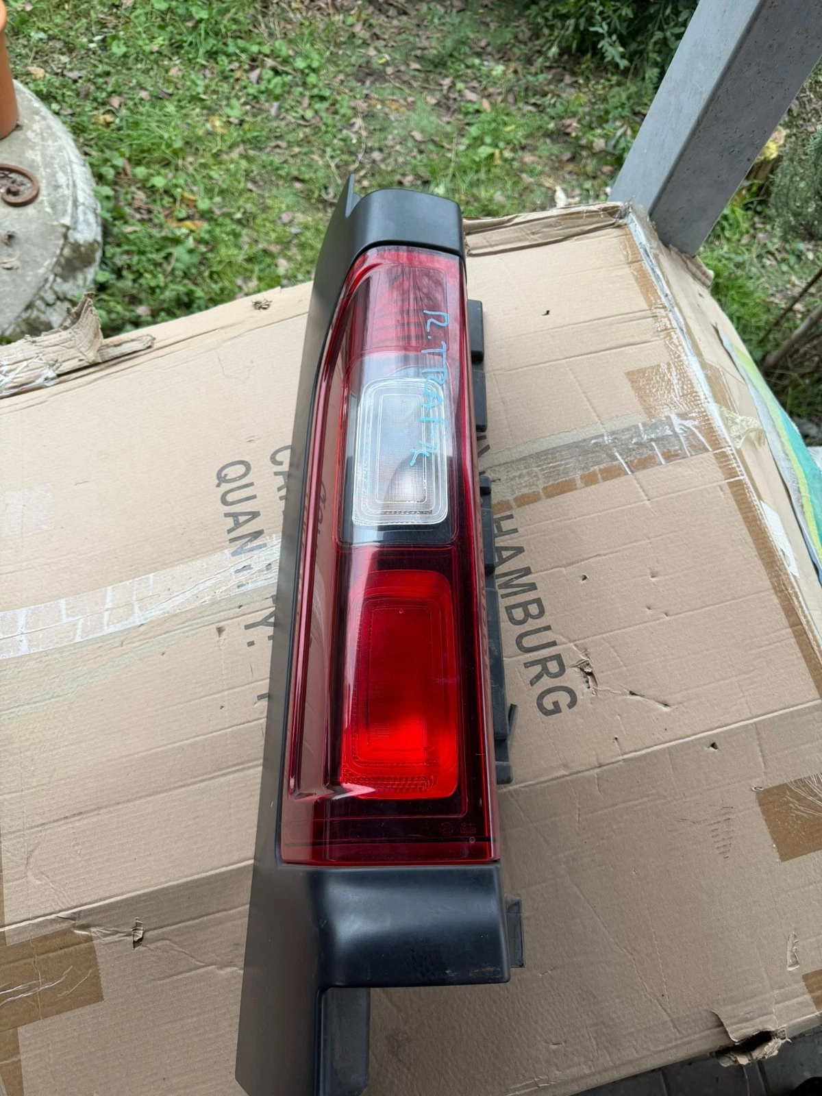 Stop Posteriore Sinistro Renault Trafic 3 Dal 2014