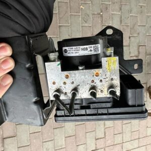 Centralina Pompa ABS Nissan Navara dal 2015